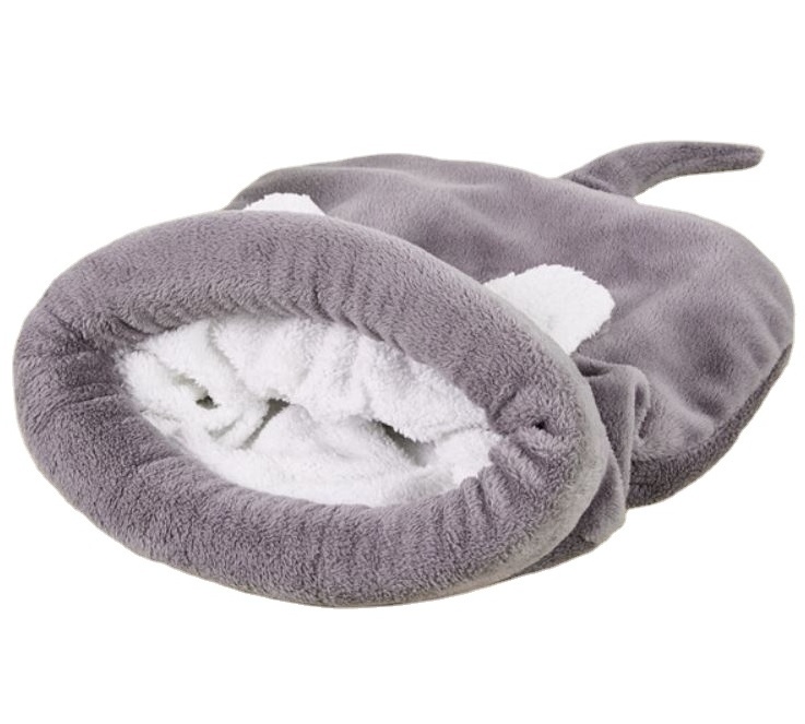 2024 New cat cave bed indoor cute pet bed blanket fluffy washable portable cat nest pet small bed Bag