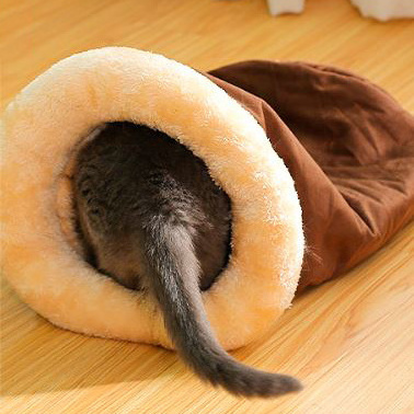 Hot sale Warming cat nest bed Fluffy winter Pet Cat Cave Tent Soft Plush Pet Cat Bed Small pet sleeping bag