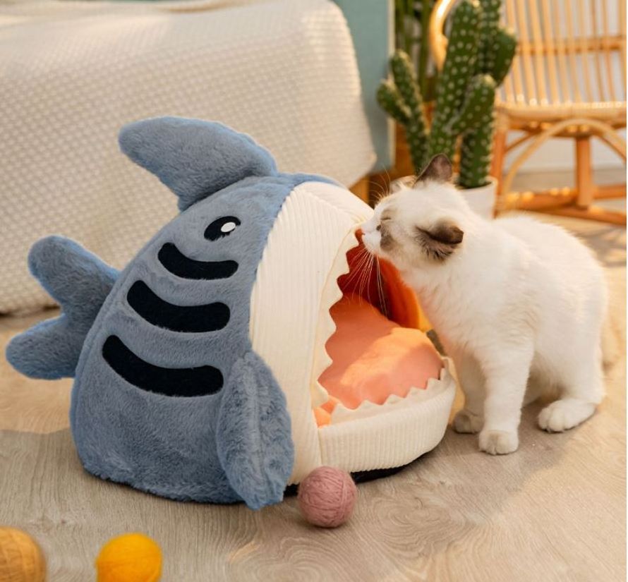 Fluffy warming Indoor winter cat house dog nest small Shark Animal Shaped soft pet Nest Cat Dog Pet Cave Bed