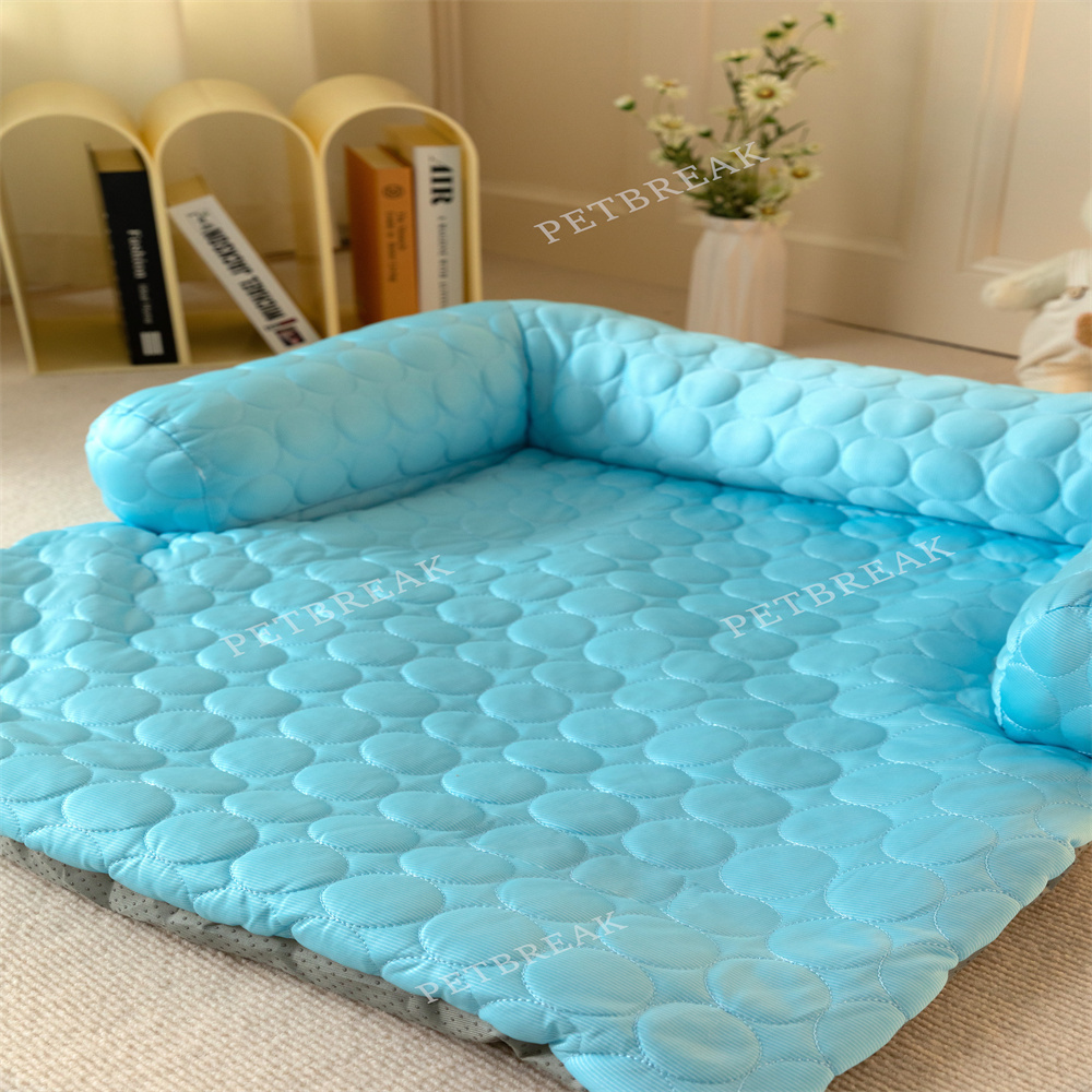 Pet Sofa Bed ice silk Dog Sofa Protector cooling Soft Functional Cat Mat for summer Simple design dog bed Dog Bed Large