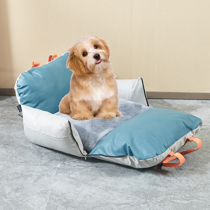 Luxury Dog Car Seat with Water Resist  Removable and Washable Travel Dog Bed & Pet Carrier with Customized Logo