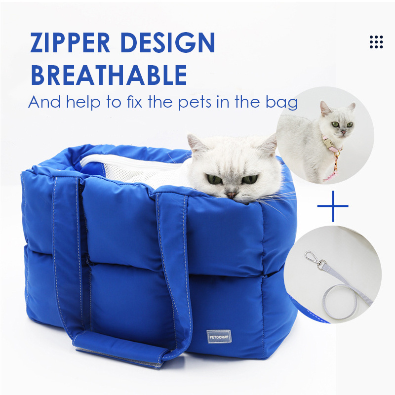 Fashionable Winter Use Pet Carrier Bag Outside Handbag for Cats Small Dogs Tote Bag Cat Carrier