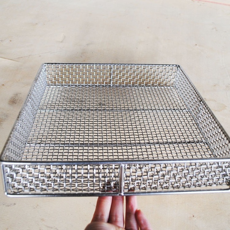 Customized steel basket organizer rectangle stainless steel 304 storage baskets woven wire mesh metal basket