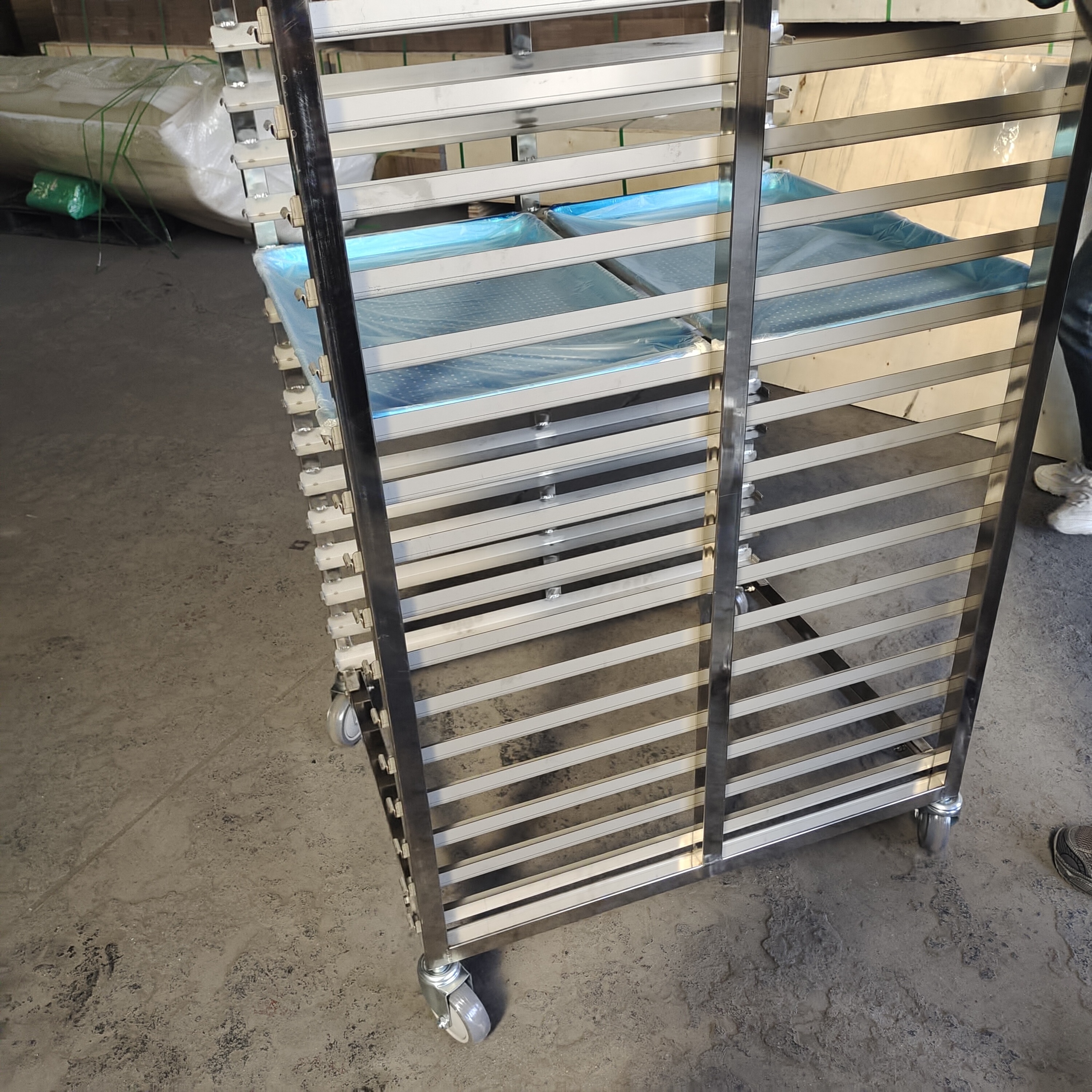 Service rack 201 304 Stainless Steel Commercial Use Sheet Pan/ Baking Trays Rack Bread Bakery Trolley