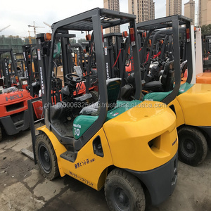 Used high quality Komatsu Forklift 3ton Diesel FD30 for sale in Shanghai