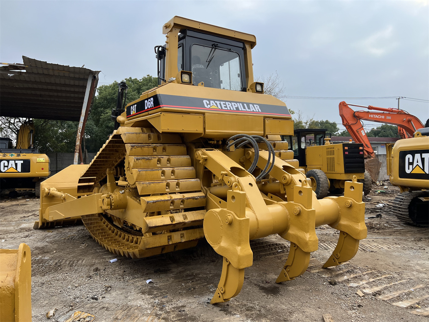 Japanese Used CAT D6R Crawler Bulldozer Caterpillar D6g D6d D6h D6r Crawler Bulldozers original dozer