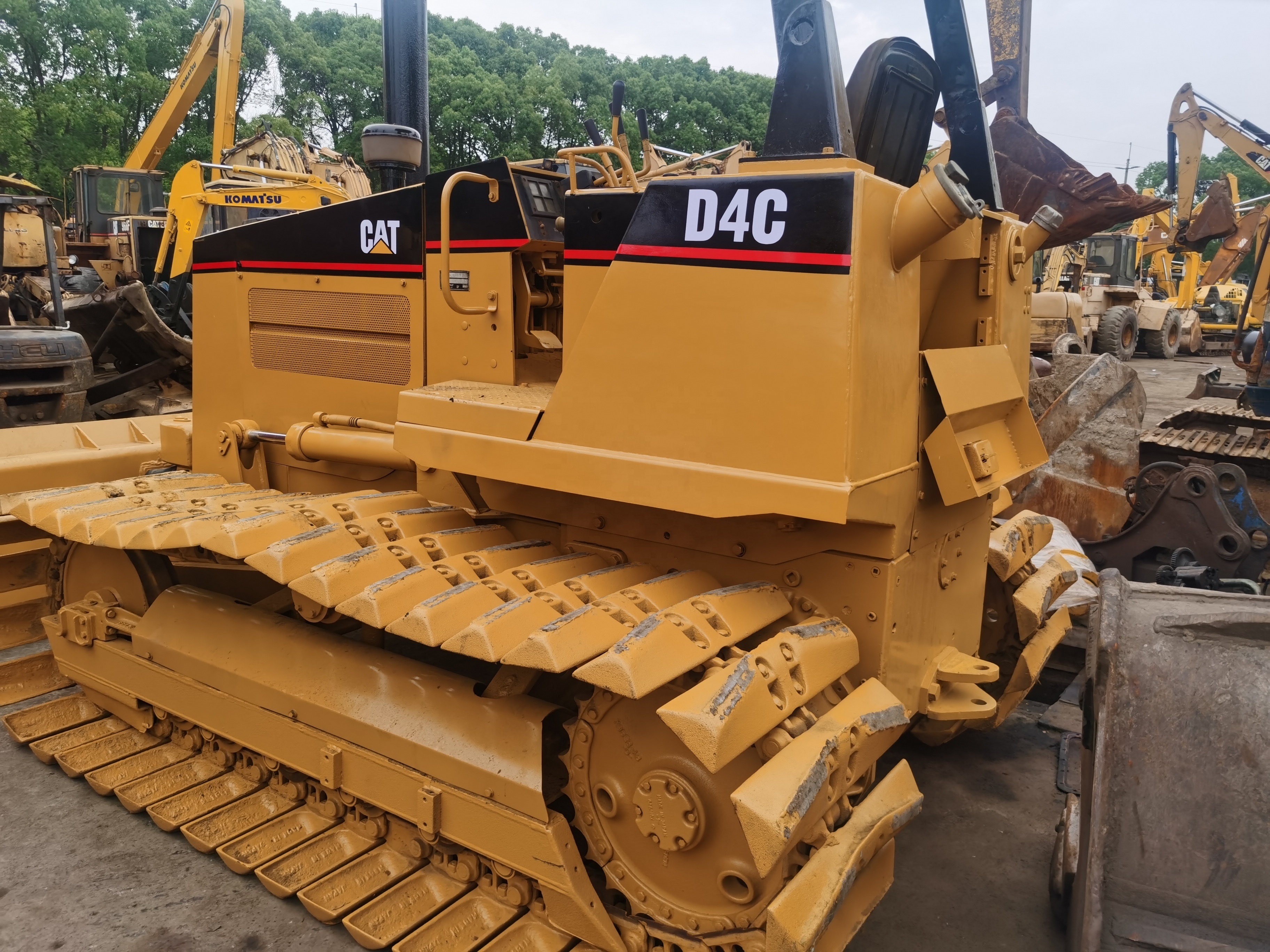 Used Caterpillar Mini Dozer CAT D4C Bulldozers Good Condition Original Bulldozer cheap For Sale