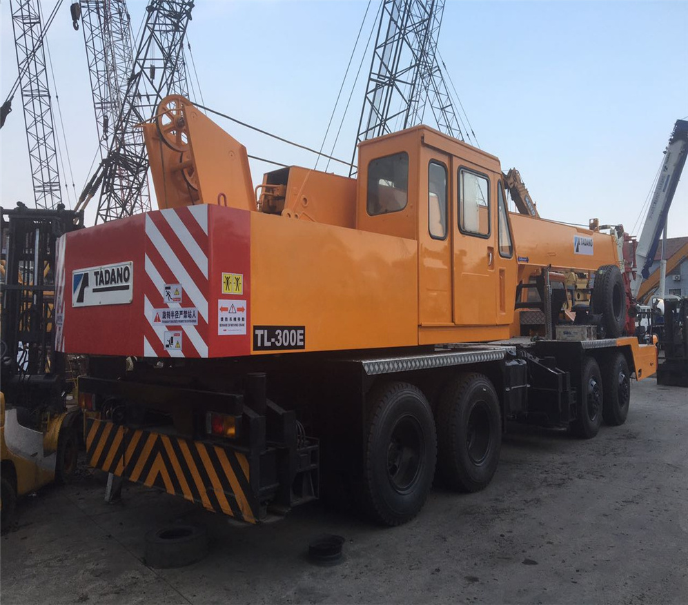 Used Tadano TL300E Japan Made Truck Crane 30 ton TL300 Price For Sale