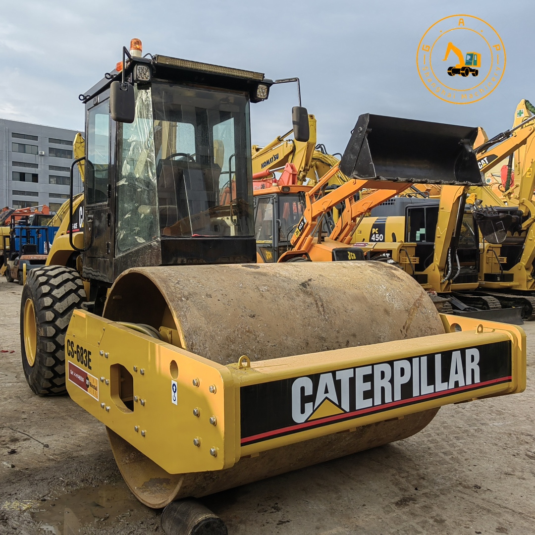 Used yellow original cat cs-683e road roller caterpillar