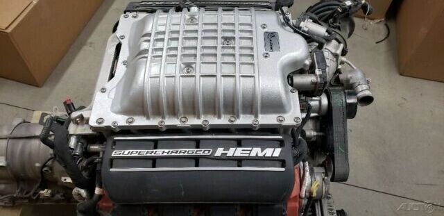 Dodge challenger srt hellcat 15-17 V8 6.2L supercharged engine transmission 38k