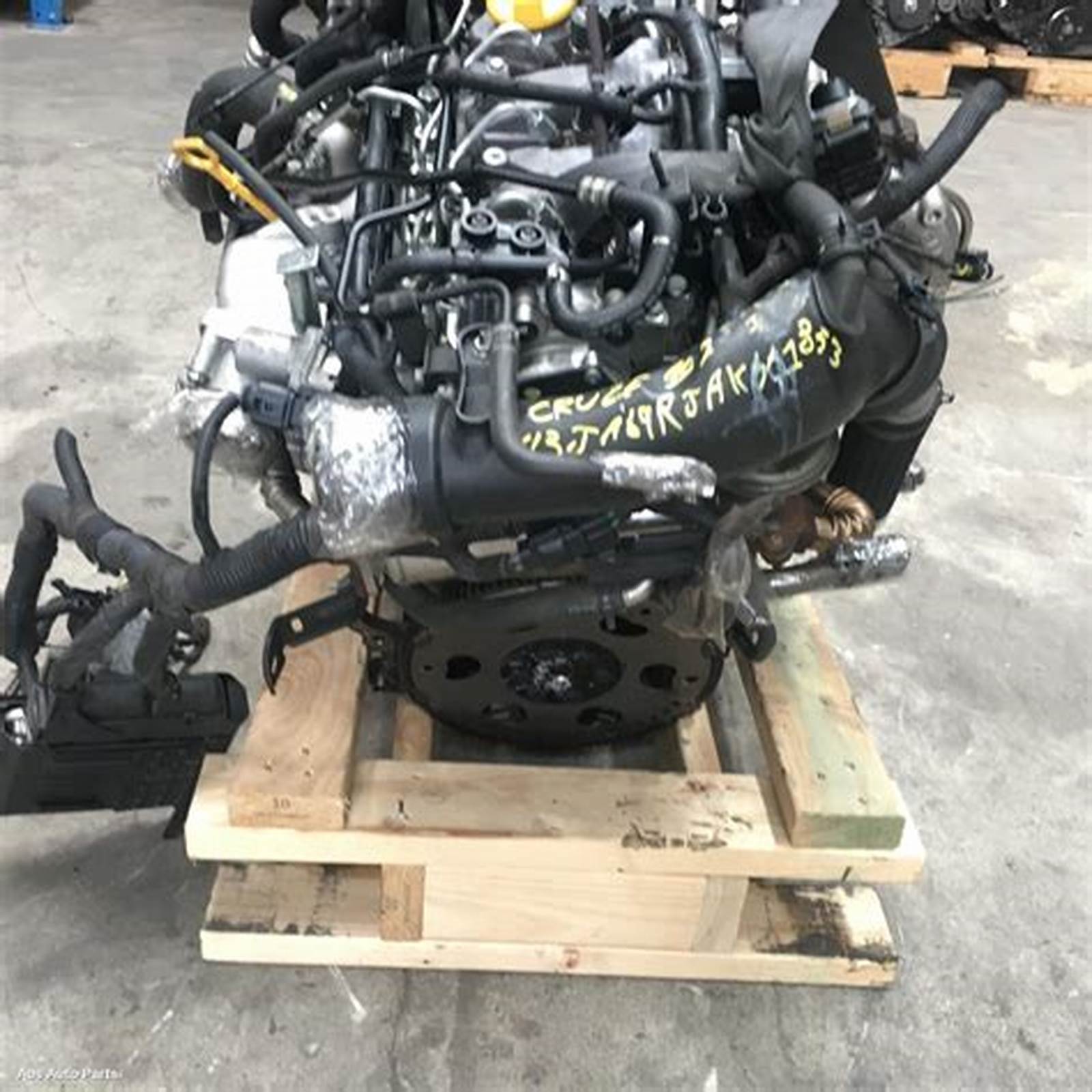 Best-selling Isuzu 4JB1 engine used quality Used Engine Japanese Genuine 4jb1 4hf1 4he1 4hk1 4hg1 Engine for Elf 150 and Pickup