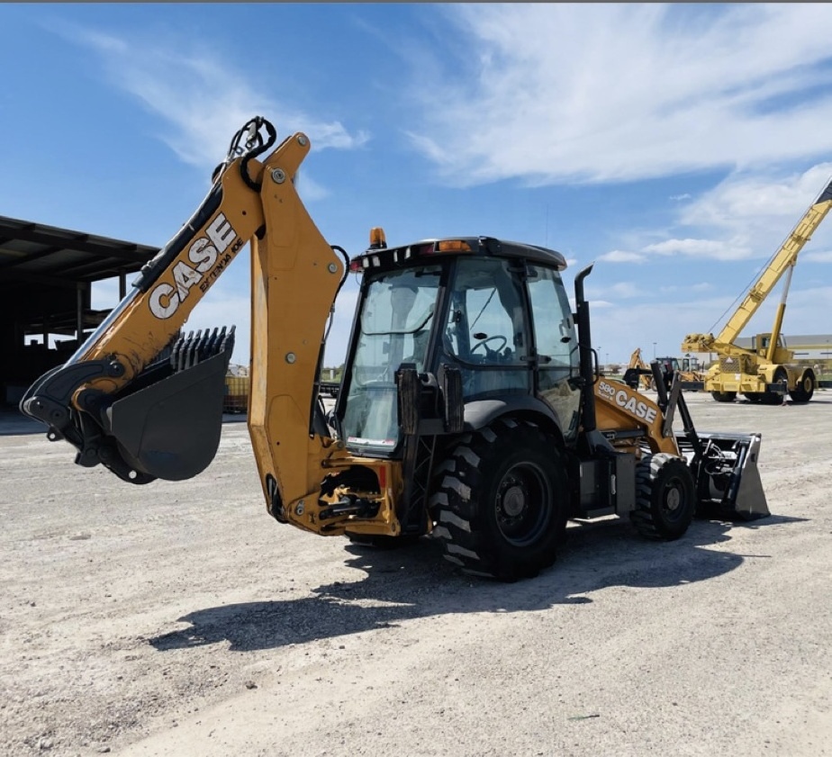 Hot Sale 2018 Case 580SN Backhoe Loader with 4 in 1 Bucket 90 Hp Enclosed Cab Heat/ AC Two Speed Ready to Work