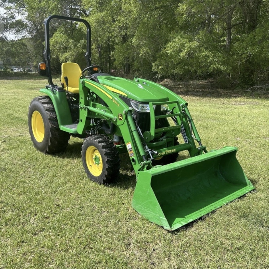 Affordable 2023 JD 3046R Compact Utility Farm Tractor E-Hydro MFWD 46 Hp, Turbocharged 3 Cylinder Diesel Engine