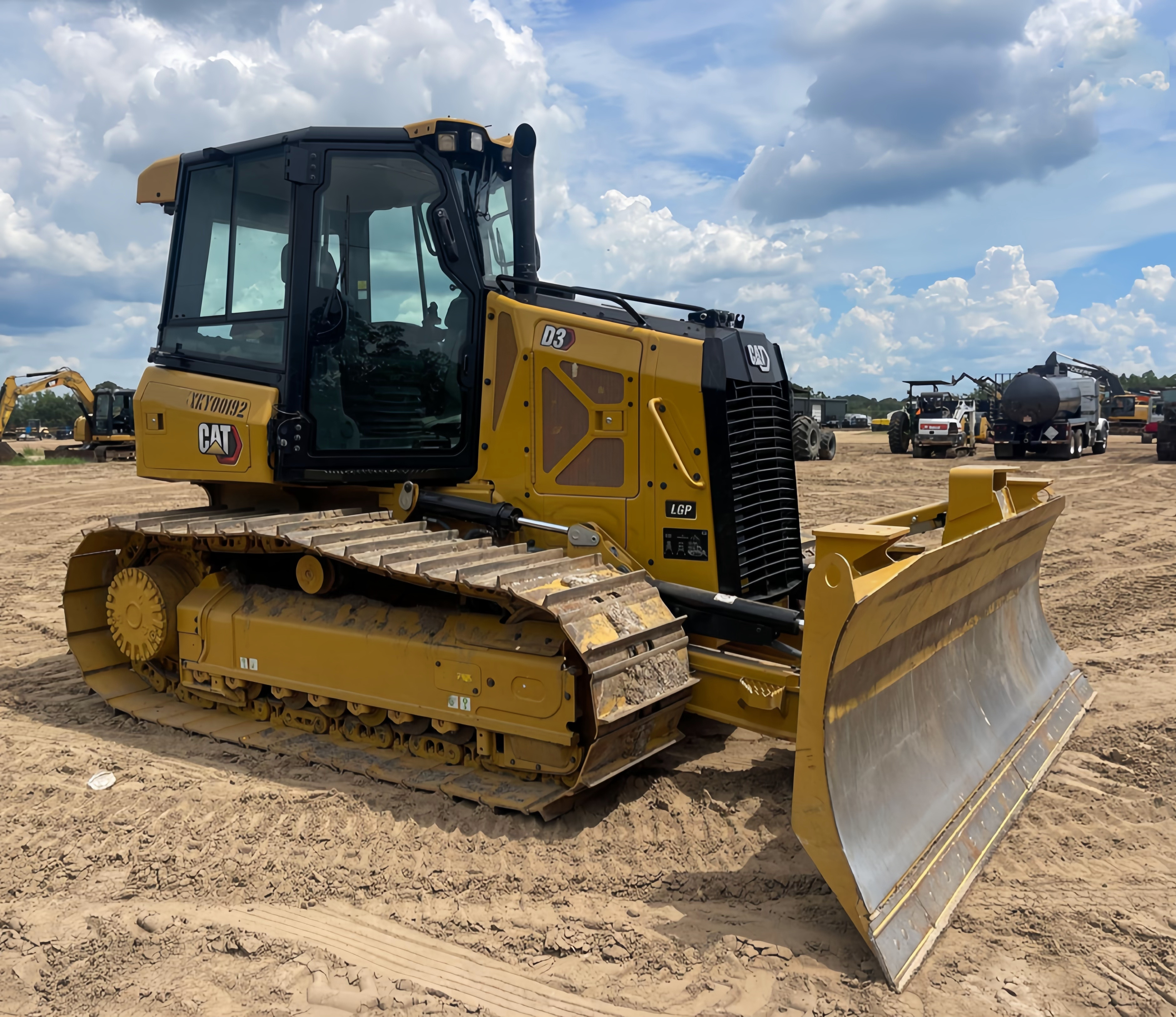 High Quality Lightly Use Caterpillar Bulldozer 2021 Caterpillar D3 LGP Crawler Dozer with 1825 Ready To Work