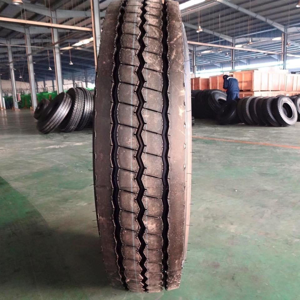 Radial truck tyre 11R22.5 11R24.5 295/75R22.5 285/75R24.5 LLD37