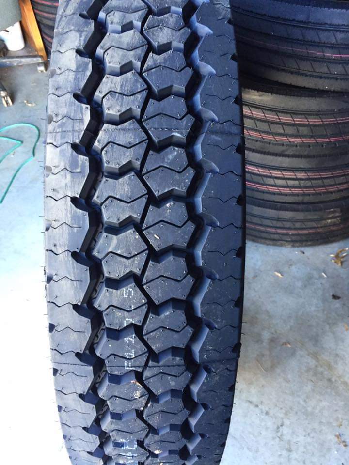 Thailand Truck Tire 11R22.5 295/75R22.5 11R24.5 295 75 R 22.5 TIRE Commercial Tire All Steel Radial