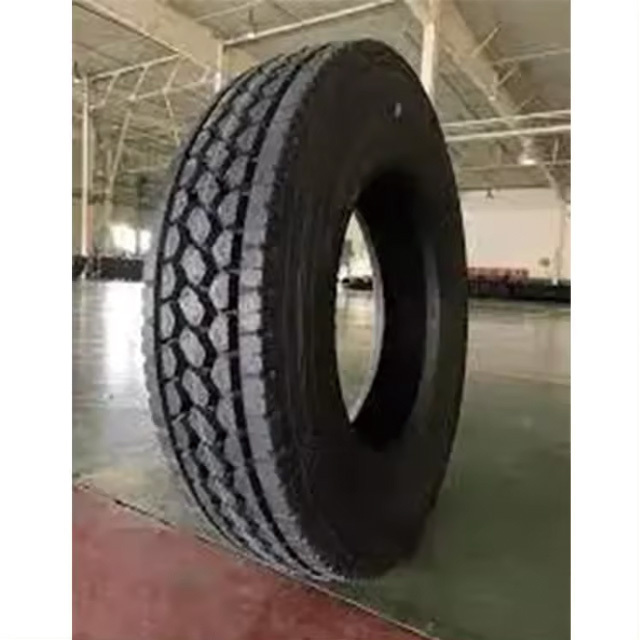 Longmarch 1000r20 900r20 12r20 8.25.16 Truck Tires Quality 11r22.5 Tire 8.25.16 Wheel Good Quality Radial Tubeless New