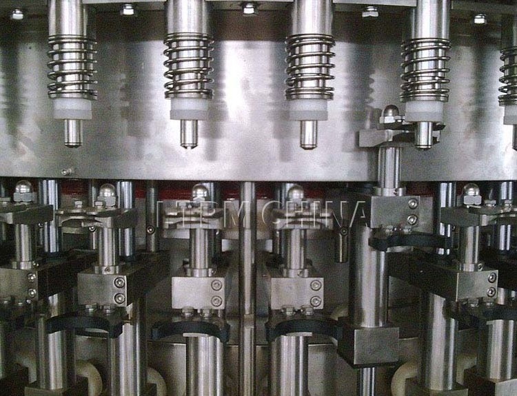 Automatic bottle cola soft drink making machine energydrink/ soda/ sparking water bottling machine