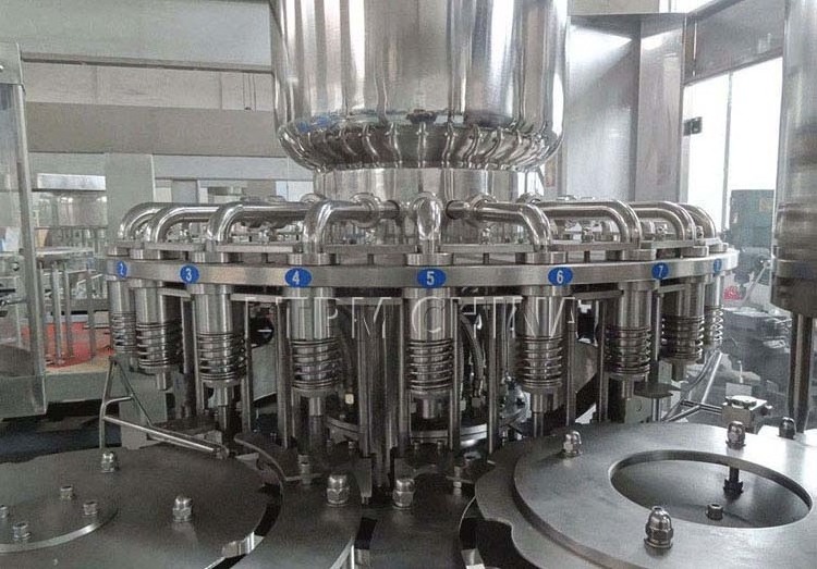 Automatic bottle cola soft drink making machine energydrink/ soda/ sparking water bottling machine