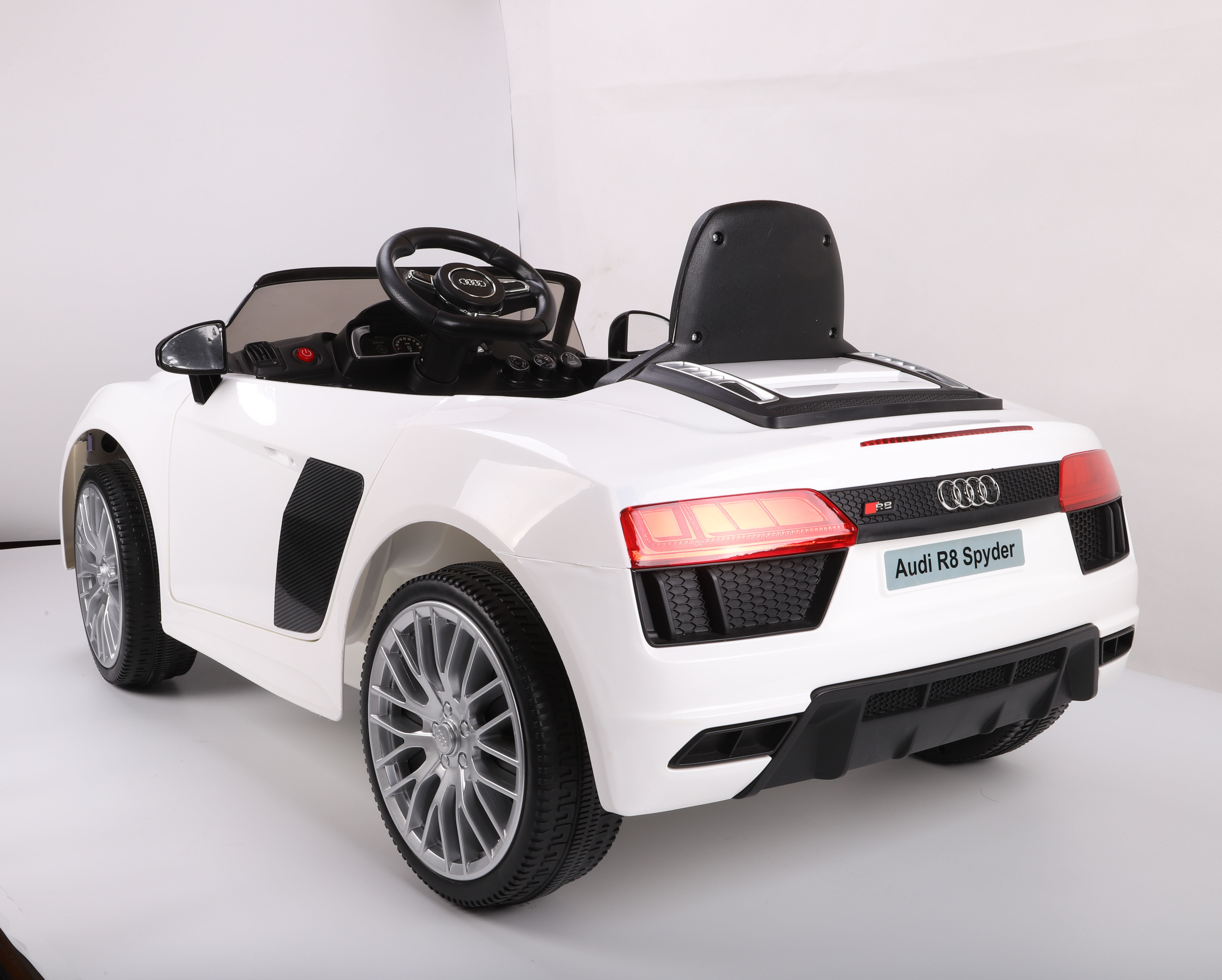 2019  New baby ride on toy car children electric car baby License car  AUDI  R8  HT-99858