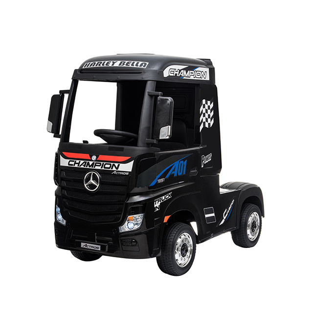 Hottest selling newest licensed truck ride on car with 2.4G R/C for Benz