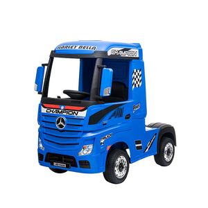 Hottest selling newest licensed truck ride on car with 2.4G R/C for Benz