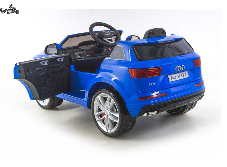 License Audi Q7 ride on toy car four wheel 12V electric car for kids