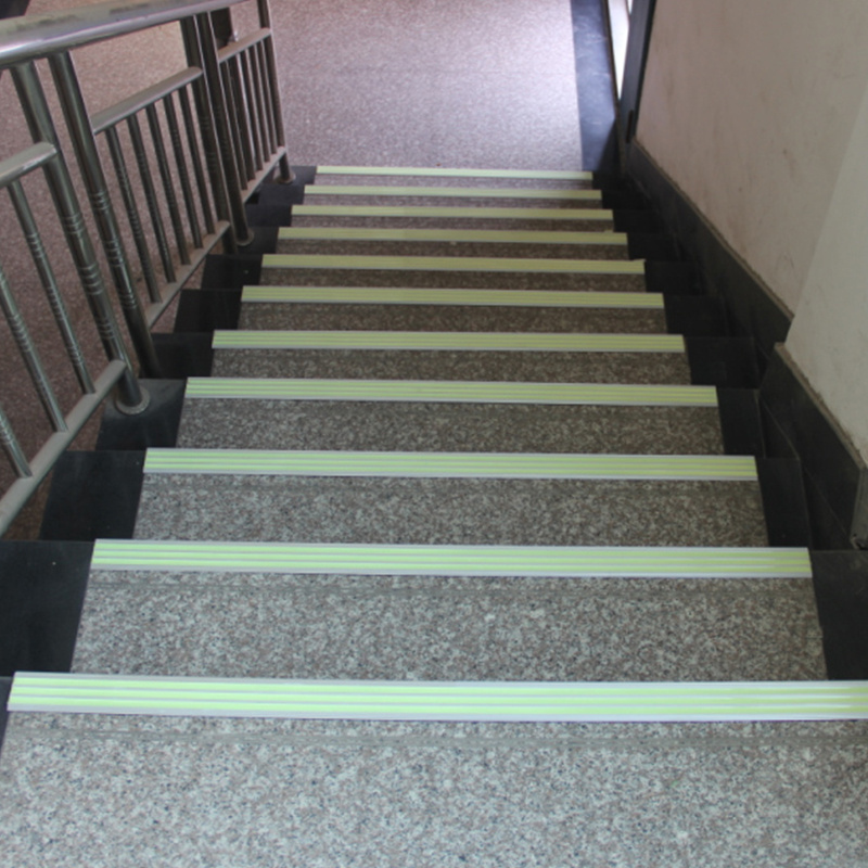 photoluminescent aluminum stair nosing/glow step nosing/glow stair strips