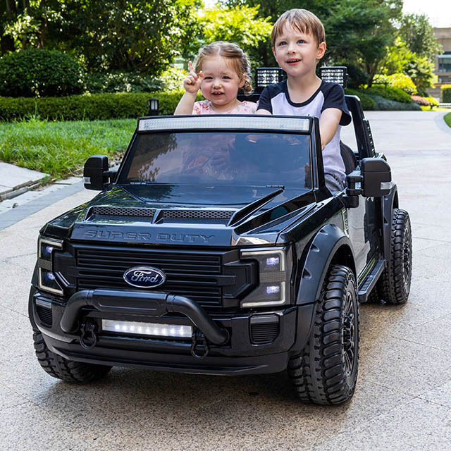 New battery 4X4 off road big size 2 seater ford icensed 24V 4WD electric ride on car kids cars toys