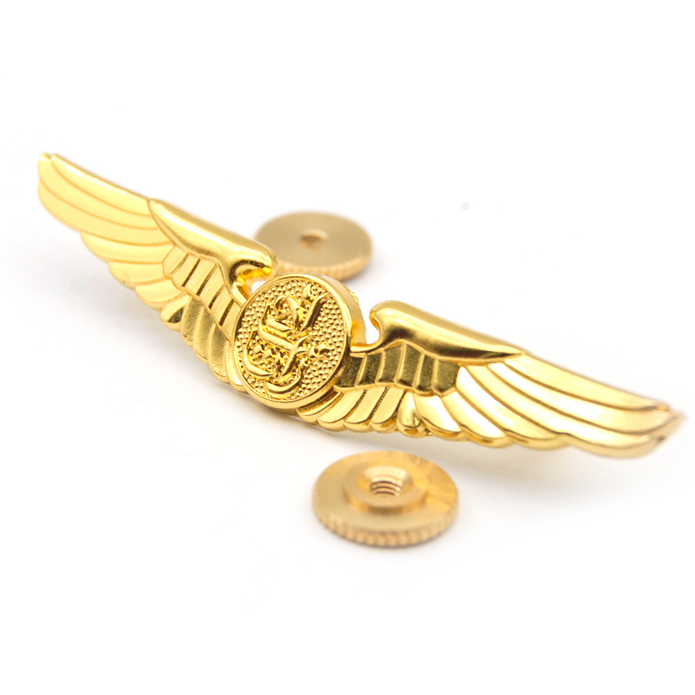 High Quality Custom Logo Pin Design Metal Enamel Pins Scout Badges Gold Plating Engraved Airline Wings Pin Badge For Clothing