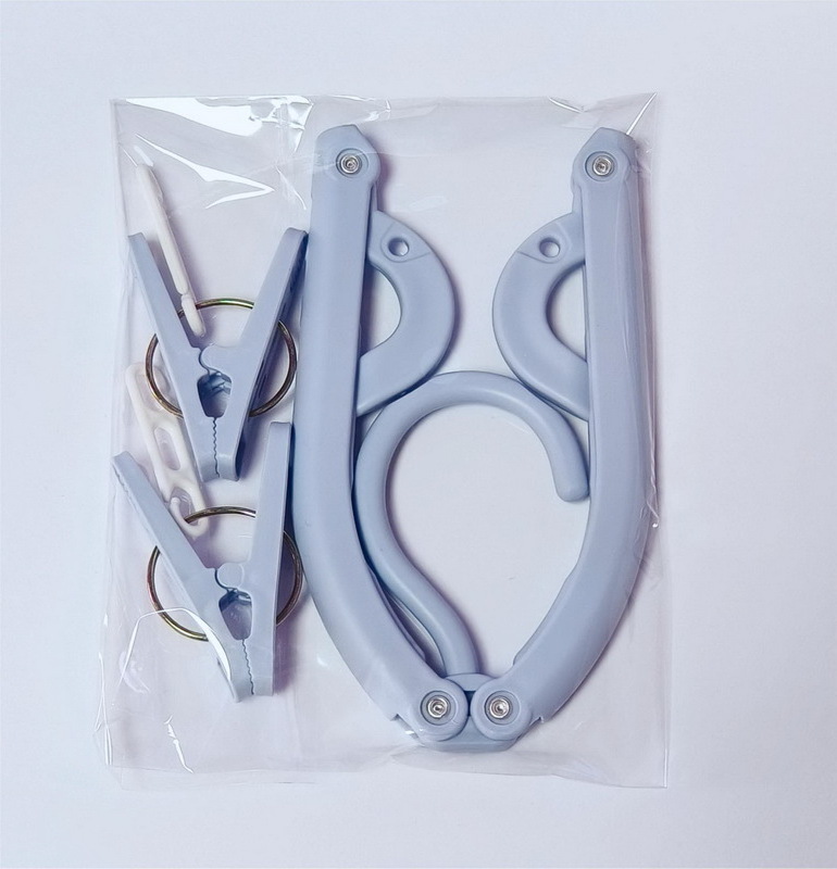 Portable Plastic Foldable Clothes Hanger For Travel