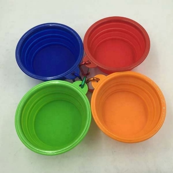 Food Safe Pure Silicone Dog Bowl Custom Foldable Dog Food Bowl Stand with Carabiner Clip