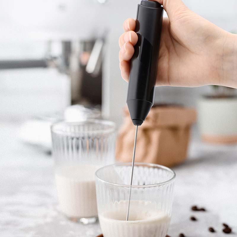 Factory Professional Battery Operated Foam Maker Electric Foamer Coffee Handheld Electric Milk Frother