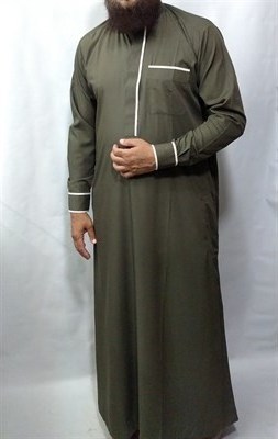 Hot Selling Polyester Stand Collar Solid Color Long Sleeves Thobe Kanzu Men Muslims Dress Islamic Clothing For Men