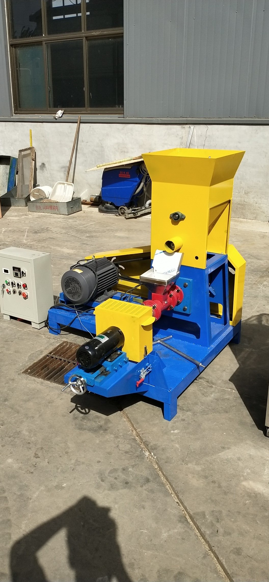 floating fish feed pellet extruder machine price