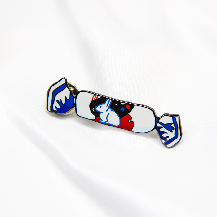 kunshan manufacturer custom anime hard enamel lapel pin metal crafts