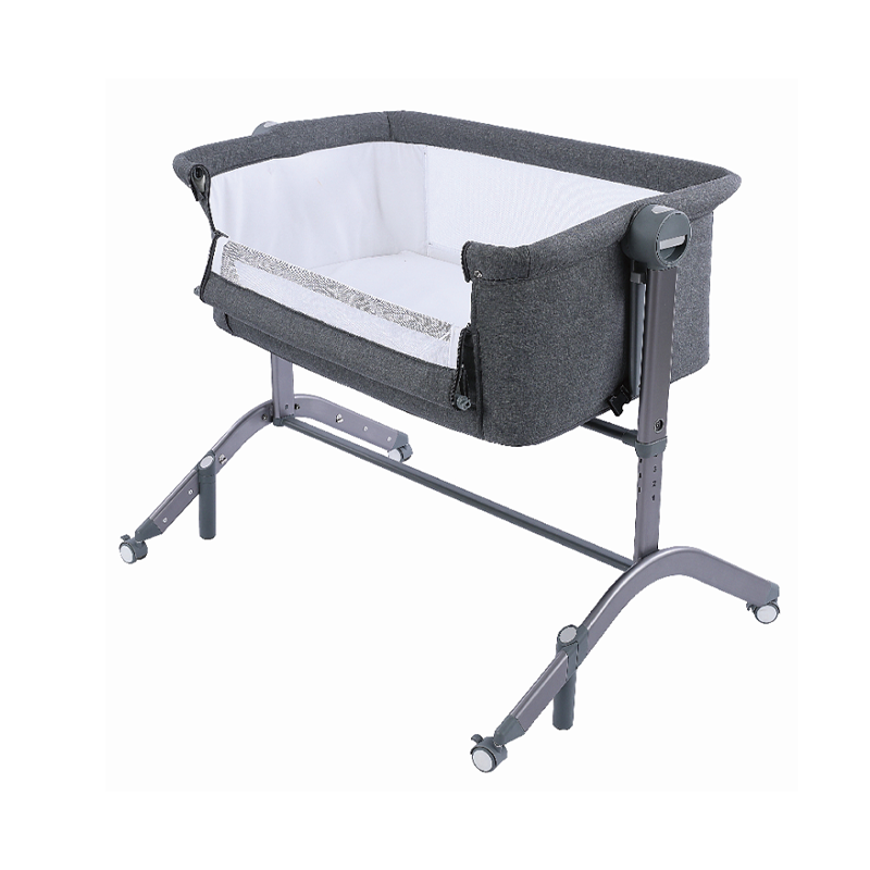 Easy Folding Portable Baby Bedside Bassinet Crib with Storage Basket for Newborn