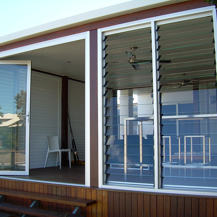 Custom Ajustable Vertical Glass Louvers Aluminium Frame Glass Fixed Louver Louvre Jalousie Windows With Flyscreen