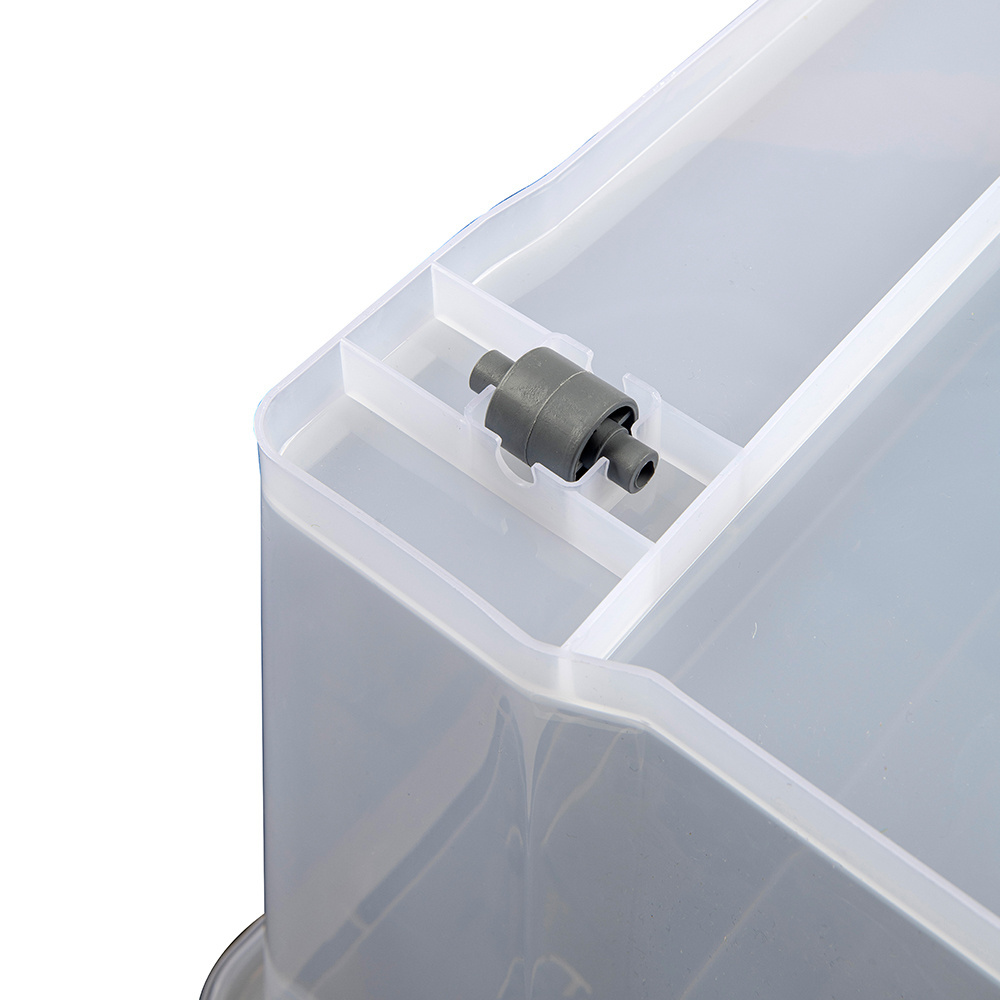 New design 50L clear plastic transparent storage box with wheels