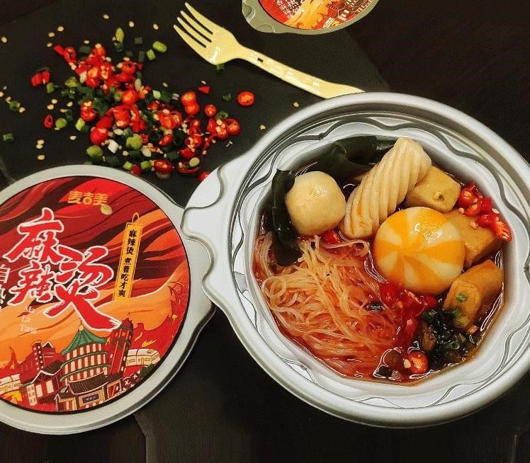 spicy instant noodles food noodle cup  instant hotpot self heated hotpot japan oden custom fast food