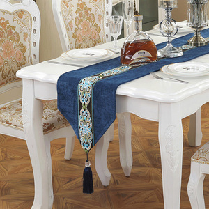 European American Pastoral Tablecloth Quality Velvet Jacquard Table Runner Tapestry with Tassels for Home Dining Table Decor