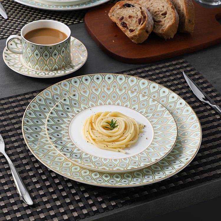 New fashion promotional gold dishes plates dinner set colorful bone china dinnerware sets