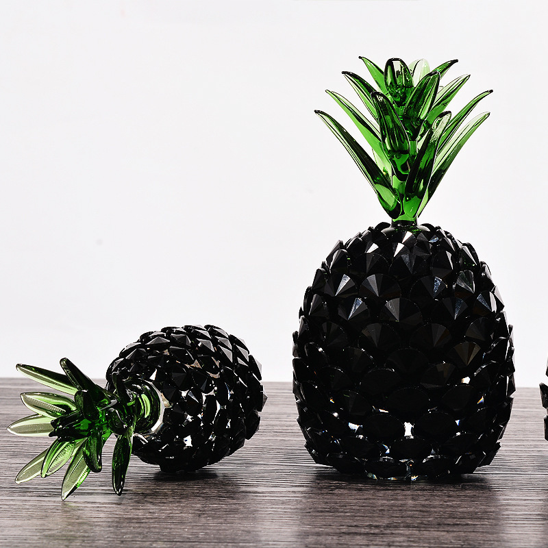 Crystal display creative Black pineapple Gift display Christmas birthday confession gift counter decoration