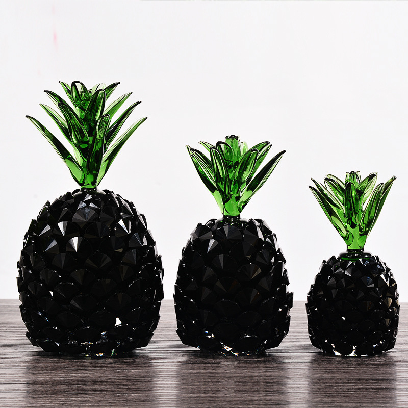 Crystal display creative Black pineapple Gift display Christmas birthday confession gift counter decoration