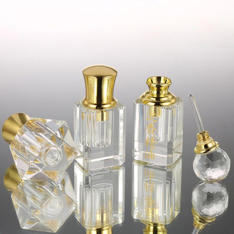 Hot Selling New engraved agarwood oil bottle manufacturers direct glass bottles European crystal 3ml perfume bottle