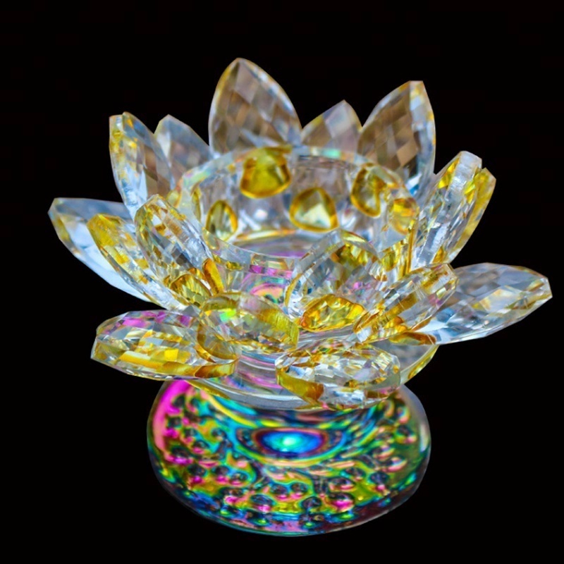 Pujiang Wholesales Nice Designs Crystal Glass Lotus Candle Holder Crystal Votive Candle Holder For Decoration