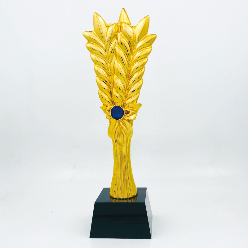 Hot New Product Creative Solid Blank Resin Awards Customized Logo Crystal Ball Gold Crystal Resin Awards Trophy