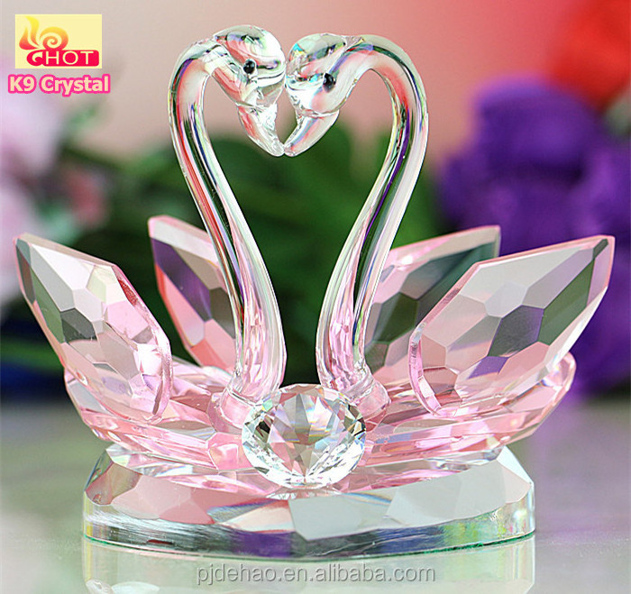 Fashionable Newly Custom Clear Transparent Crystal Swan For Wedding Souvenirs