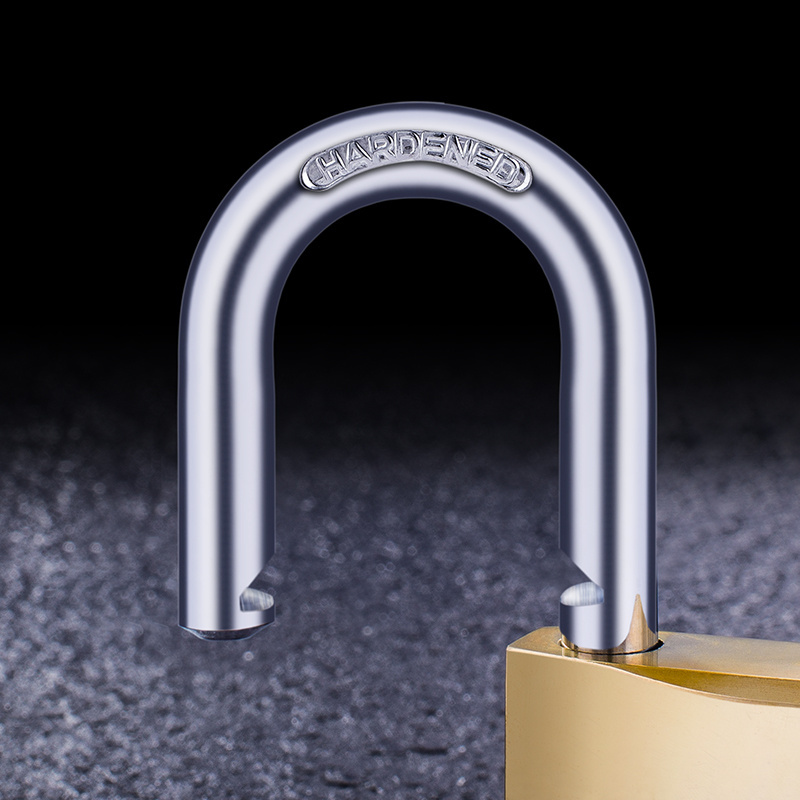 Hot sell high safety performance titanium-sprayed medium-sized iron padlock