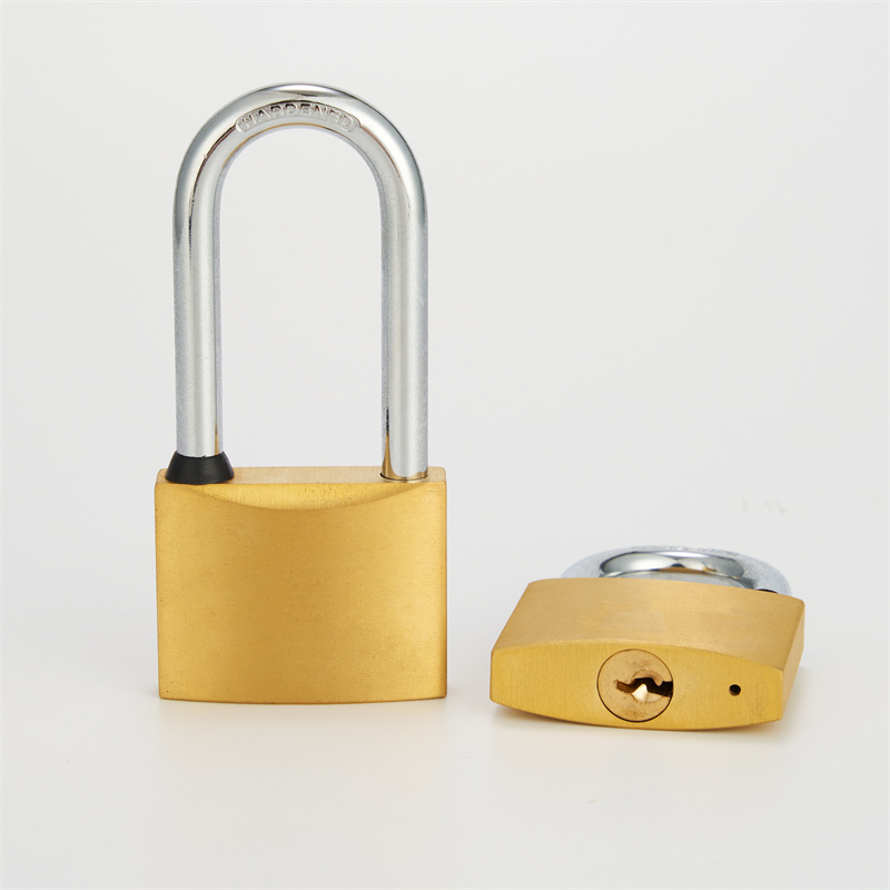 Security guaranteed long shackle with rubber ring brass padlock